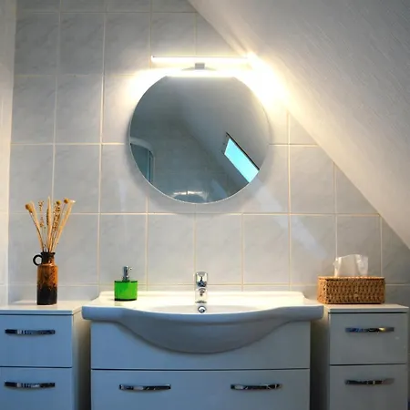 Σπίτι διακοπών Zum Glueck, Mit Pool Und Kamin