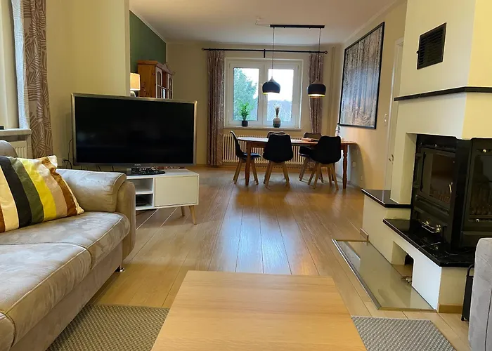 بيت للعطل Zum Glueck, Mit Pool Und Kamin *