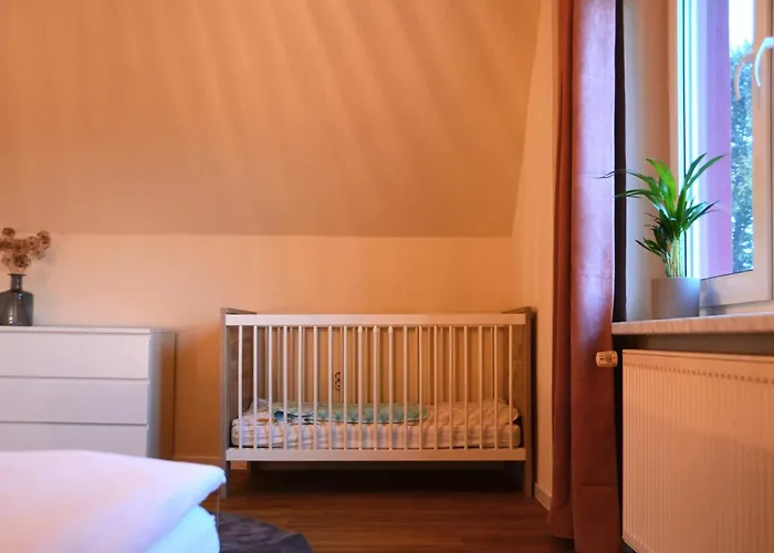 Zum Glueck, Mit Pool Und Kamin بيت للعطل *